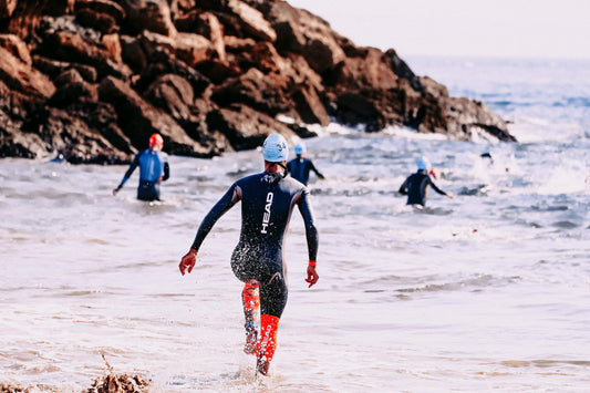 Plan d’entraînement triathlon : programme complet et nutrition pour performer